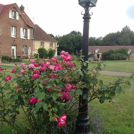 La Maison D'Amis Auneuil Eksteriør billede