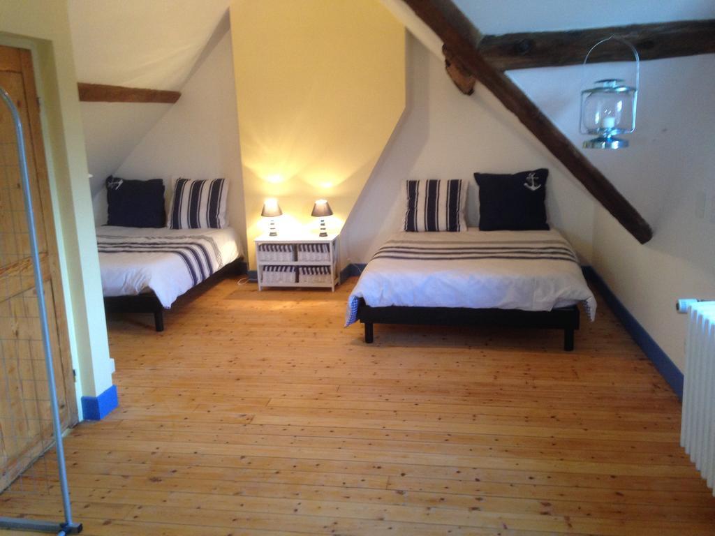 La Maison D'Amis Auneuil Eksteriør billede